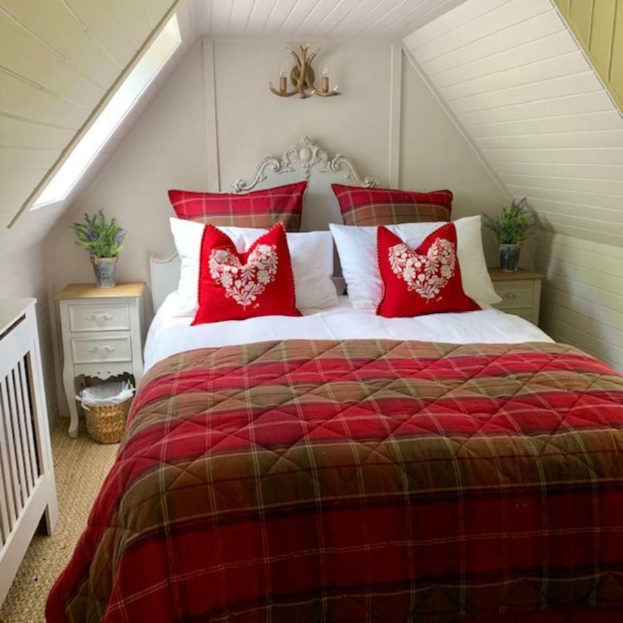Glencroft A Fairytale Highland Cottage Aberfeldy Exterior photo